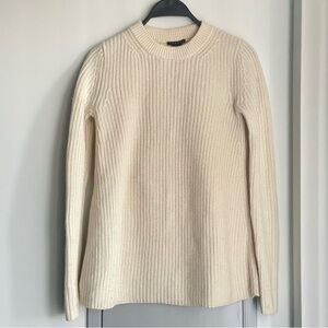 THEORY Ivory Ribbed Crewneck Wool and Cashmere Knit Sweater